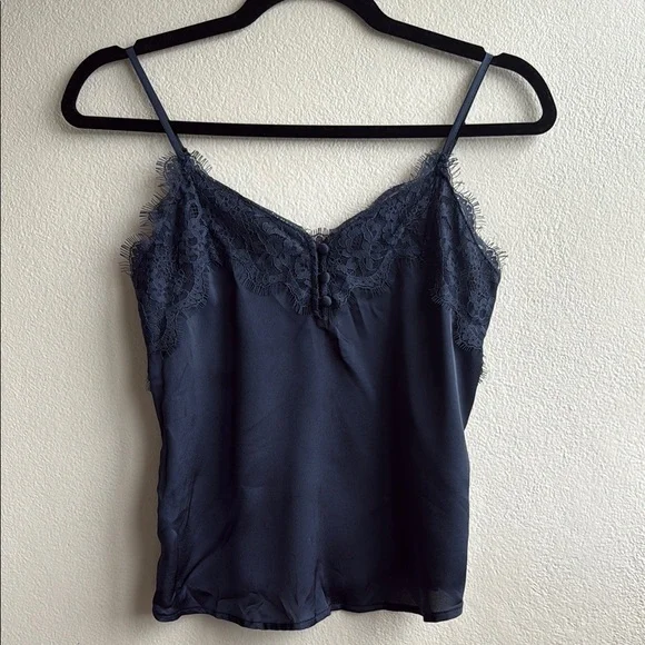 Set of 3- Elegant Lace Striped Cami Top - Picture 6 of 11